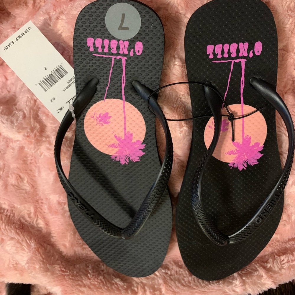 O'Neill Black Sandals with Pink Graphic size 7 nwt